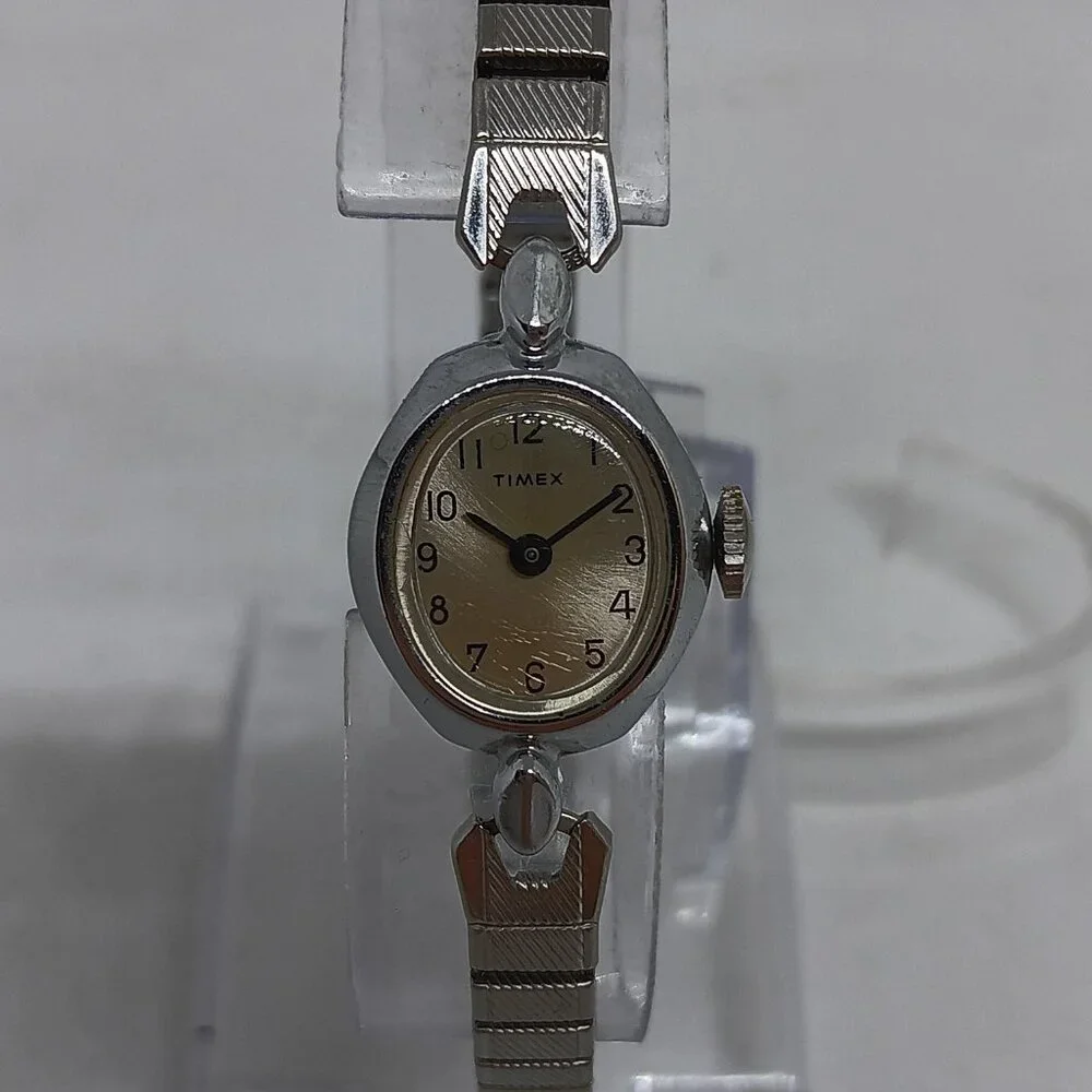 VINTAGE Timex 348 Manual Wind Women's 17mm Silver Tone Flex Band Watch